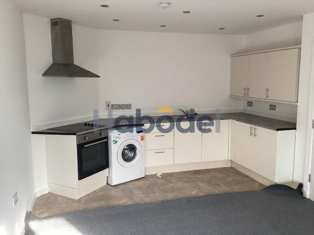 Rawson Road, Seaforth, Liverpool L21, 2 bed flat to rent, £735 pcm | PrimeLocation