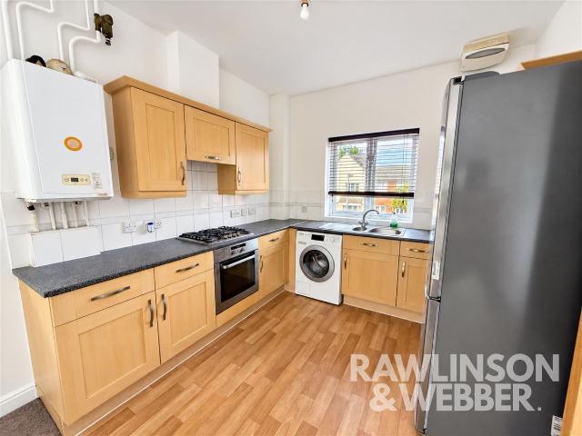 Ray Road, West Molesey KT8, 2 bed flat to rent, £1,650 pcm | PrimeLocation