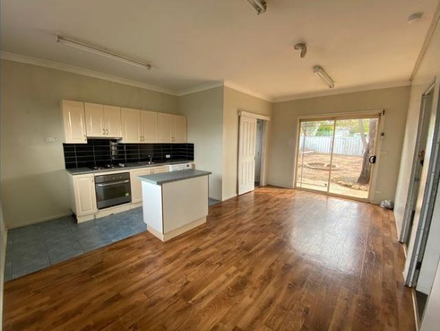 Ray White Condobolin 02 6895 3364