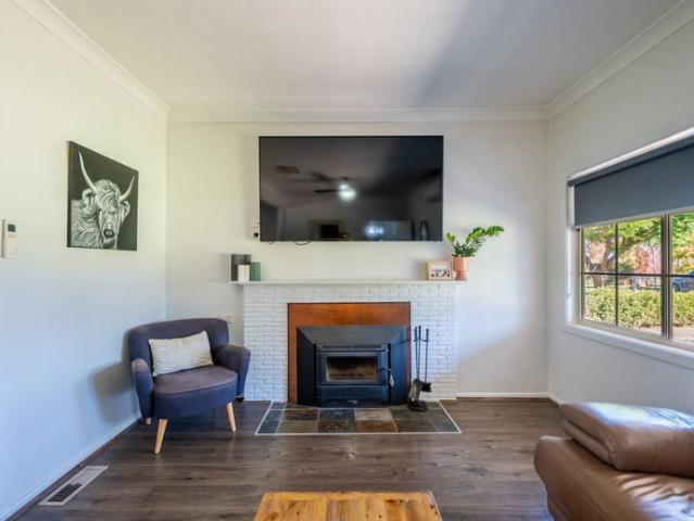 Ray White Forbes 02 68511411
