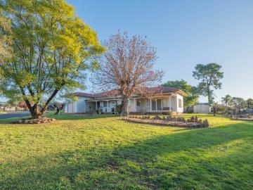 Ray White Forbes 02 6851 1411