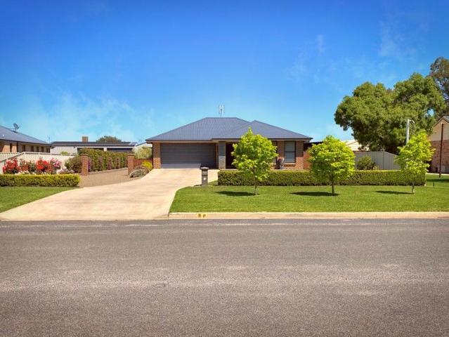 Ray White Forbes 02 6851 1411