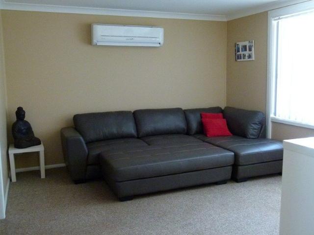 Ray White Forbes 68511411