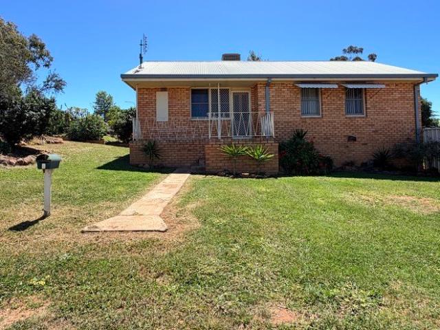 Ray White Parkes