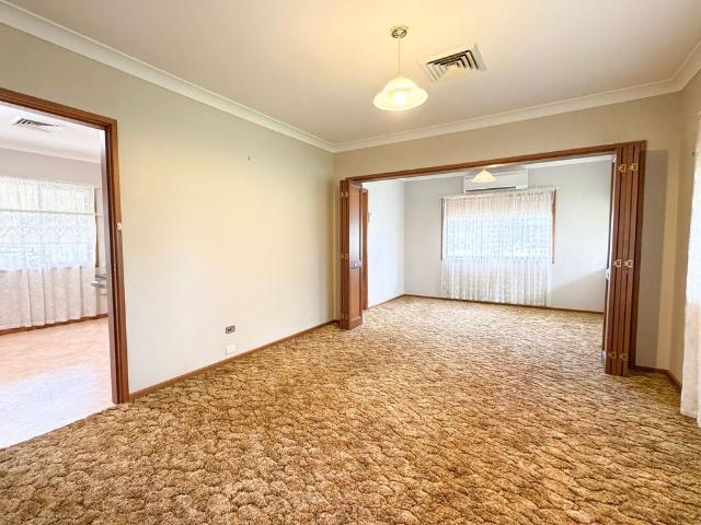 Ray White Real Estate Parkes