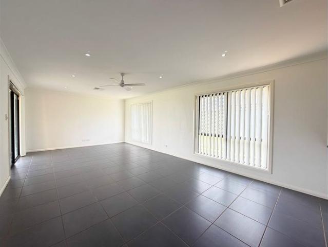 Ray White Real Estate Parkes