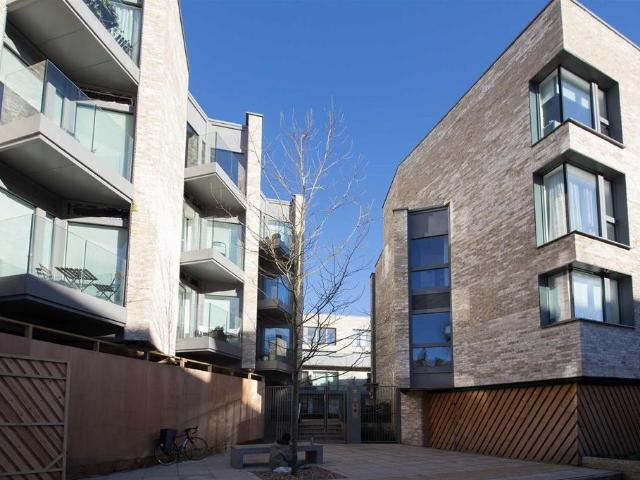 Raydon Street, Dartmouth Park, N19 Studio to rent £1,700 pcm £392 pw