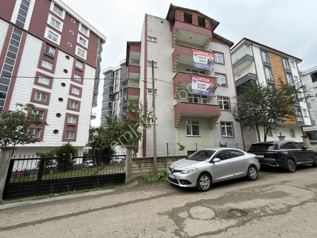 Raylıya İkinci Bina Satılık Geniş 3+1