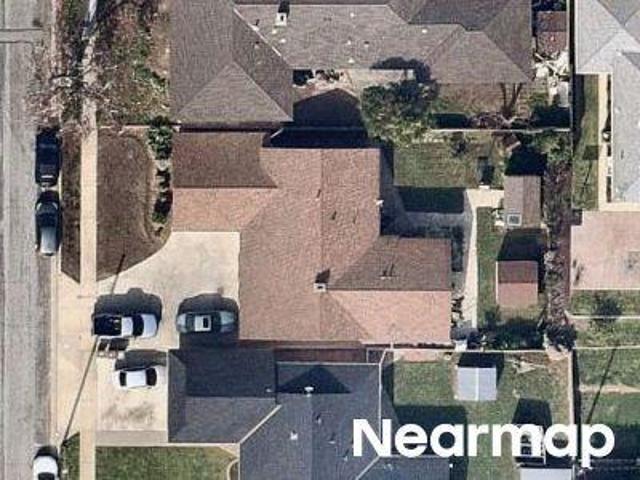 Raymond Ave