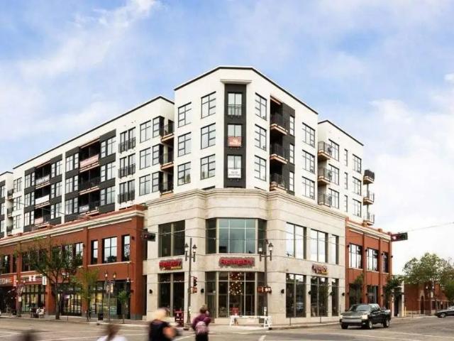 Raymond Block — 1 Bedroom, 1 Bathroom