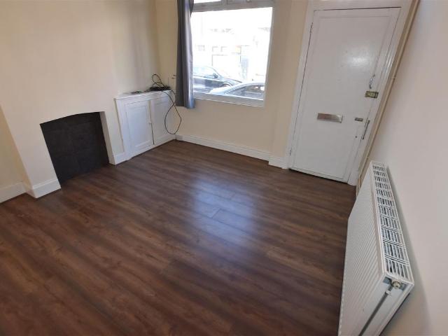 Raymond Road, Leicester LE3, 3 bed terraced house to rent, £1,050 pcm | PrimeLocation