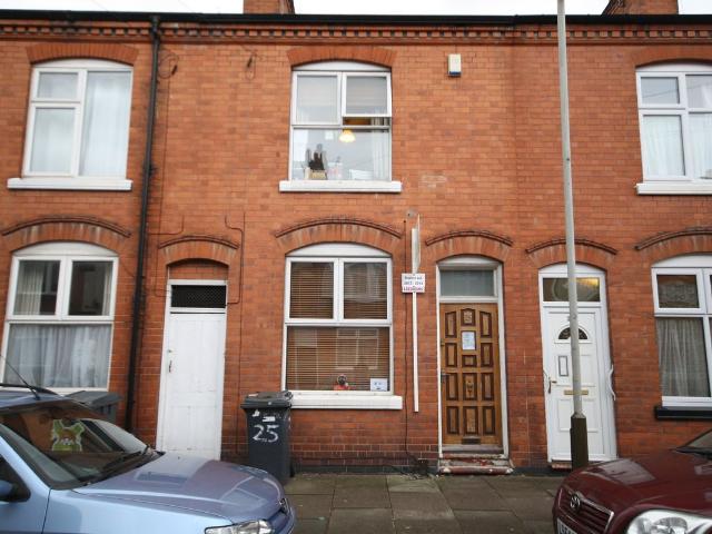 Raymond Road, West End, Leicester LE3, 4 bed terraced house to rent, £1,295 pcm | PrimeLocation