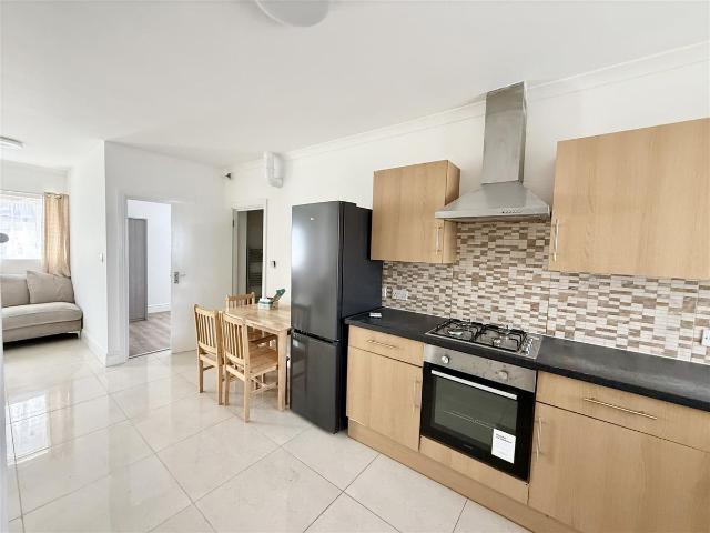Raynor Close, Southall UB1, 3 bed property to rent, £2,400 pcm | PrimeLocation
