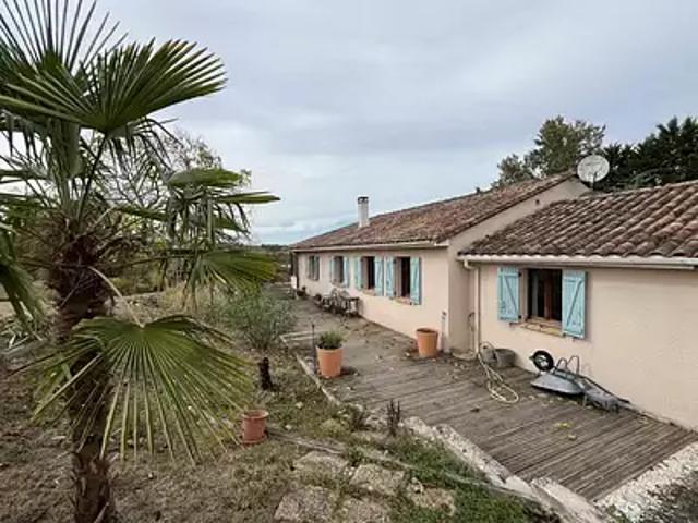 Razac de Saussignac 24240 Location maison 5 pièces t5