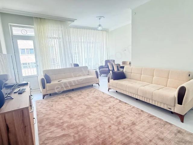 Rba Dan Yunusemre Caddesi Üzerinde Satılık Daire