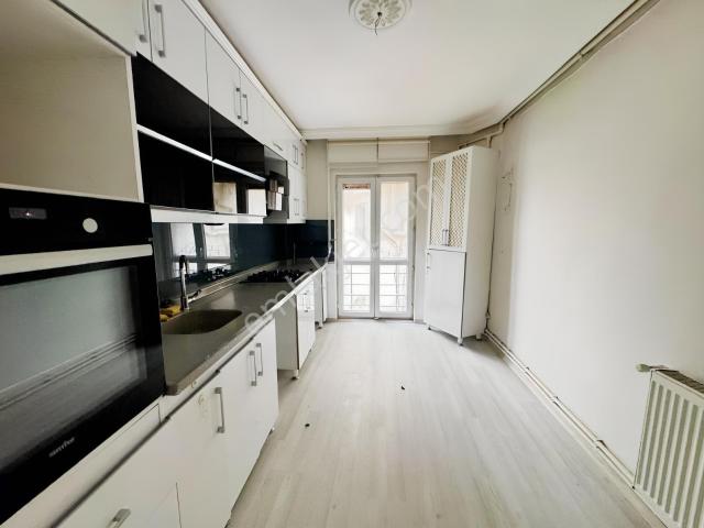 Rba'dan Şirintepe Mah. Bursa Cd Cepheli Kiralık 2+1 Daire