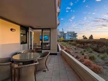 Greater Vancouver - Garden, Patio, Terrace
