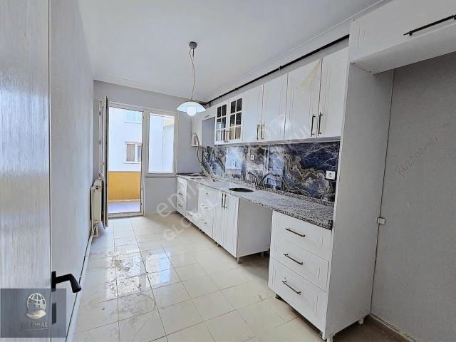 Reşadiye'de Masrafsız 2+1 Satılık Daire 95m², Krediye Uygun