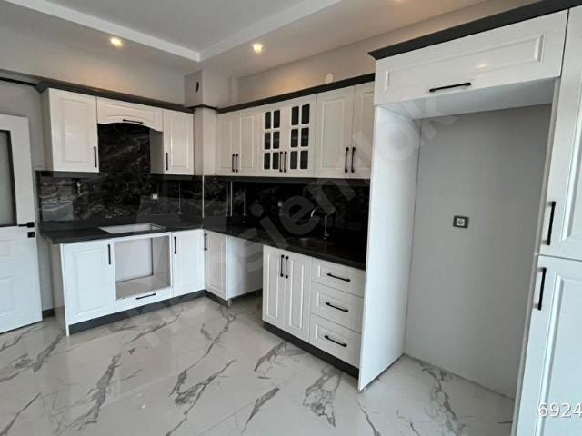 REŞADİYEDE SÜPER LÜKS, VESTİYERLİ 3+1 SATILIK SIFIR DAİRE