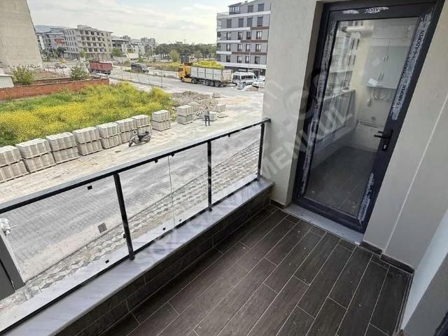 Reşatbey 2+1 100m2 Ebeveyn Banyo yerden Isıtma kapalı Otoparklı