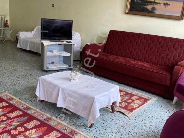 Reşatbey Cadde Üstü Ziraat Bank Yanı Kat Kaloriferli