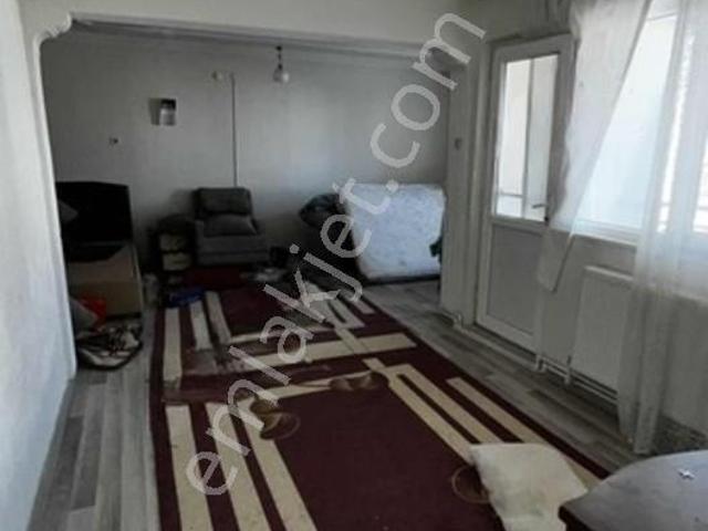 Reşatbey Mah Belediye Konutları Satılık 3+1