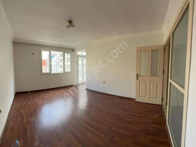 Reşatbey Mah atatürk Parkına Yakın fehiman Ecz Civ 2+1kiralık Daire