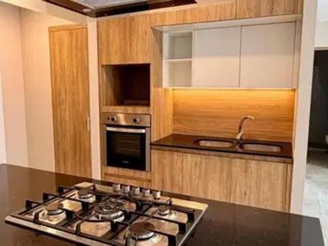 Re estrena este amplio departamento 1 rec + Estudio en Distrito República