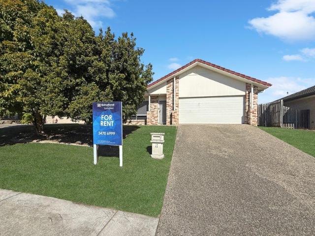 Re freshed and ready to move in Today!