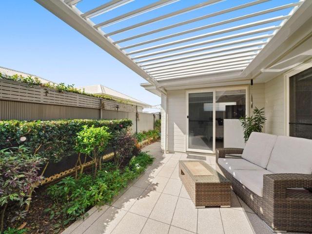 Re sale Avalon Contemporary 2 Bedrooms plus Study/Media