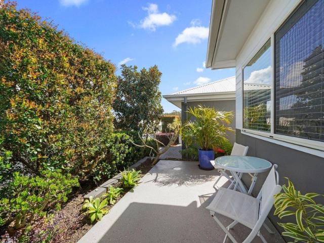 Re sale Peregian Contemporary 2 Bedrooms plus Study/Media room
