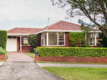 Remarkably spacious family home on 461.6sqm