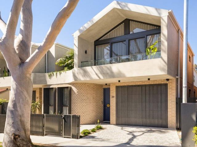 Brand new architecturally designed residence