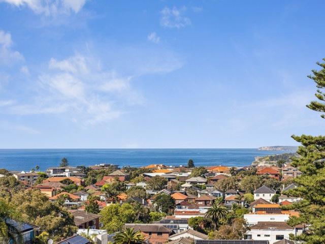 Remarkable Potential on approx 490 sqm with Elevated Ocean Views