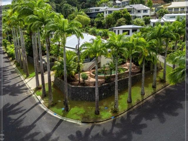 Remarkable Whitfield Residence