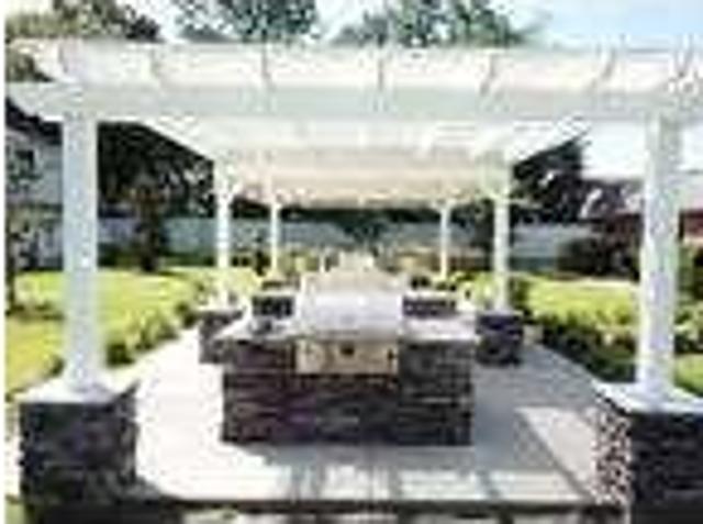 Remarkable 1 Bed 2 Bath Available Today $1339 Per Mo