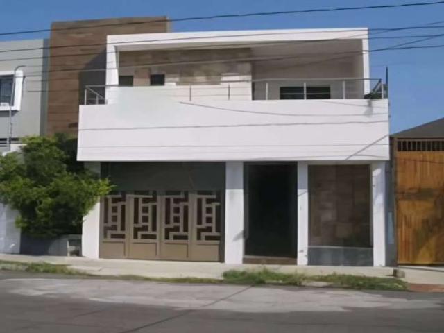 REMATO CASA DE 2 NIVELES EN SAN JOSE NORTE COLIMA