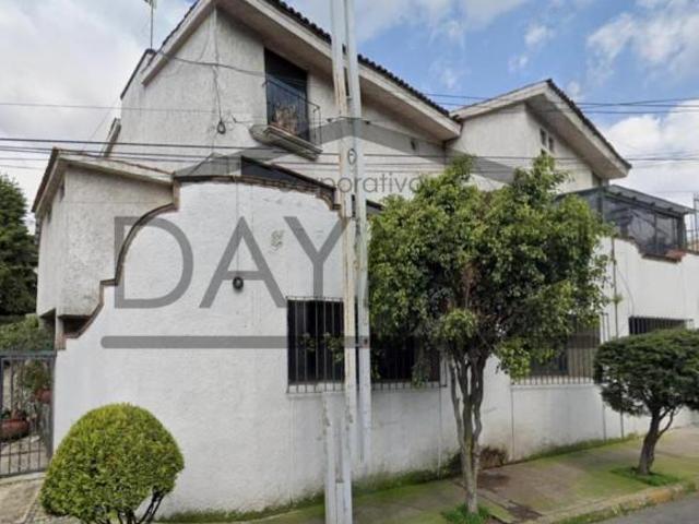 REMATO CASA EN RESIDENCIAL JESUS DEL MONTE, CUAJIMALPA