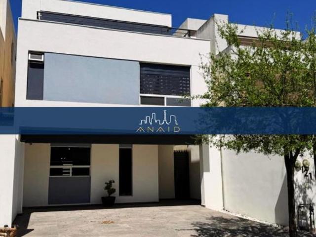 REMATO CASA EN SAN NICOLÁS DE LOS GARZA NUEVO LEÓN