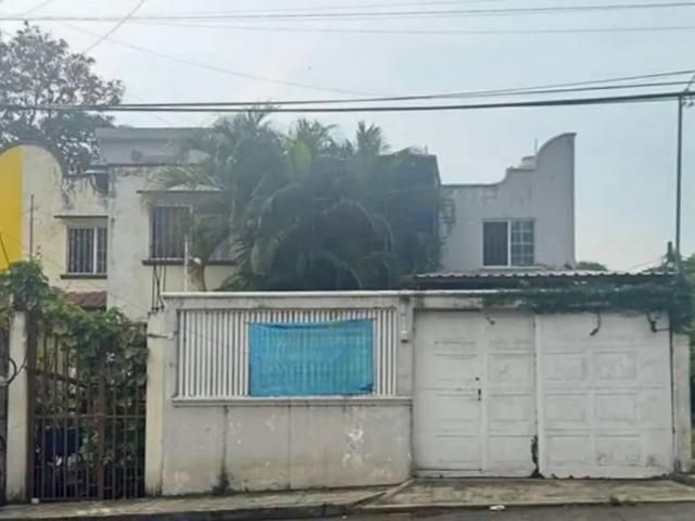 Remato casa para remodelar en san andrés tuxtla, Veracruz