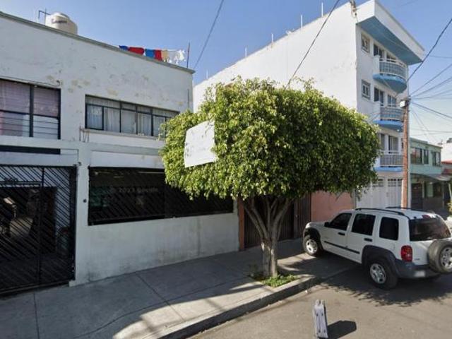 Remate Bancario Casa en Venustiano Carranza