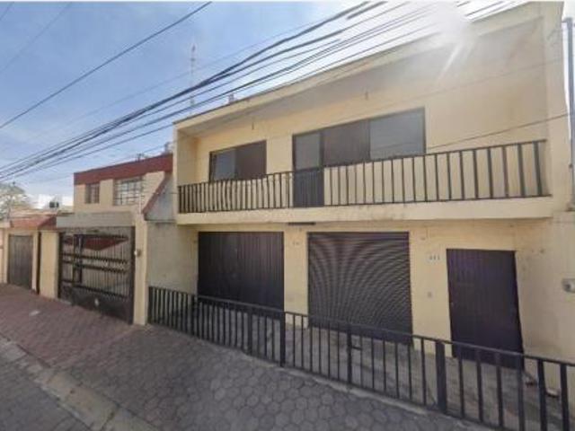 REMATE BANCARIO Casa en Jardines del Valle