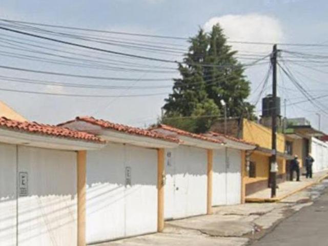 CASA EN CIUDAD SATELITE NAUCALPAN DE JUÁREZ EDOMEX