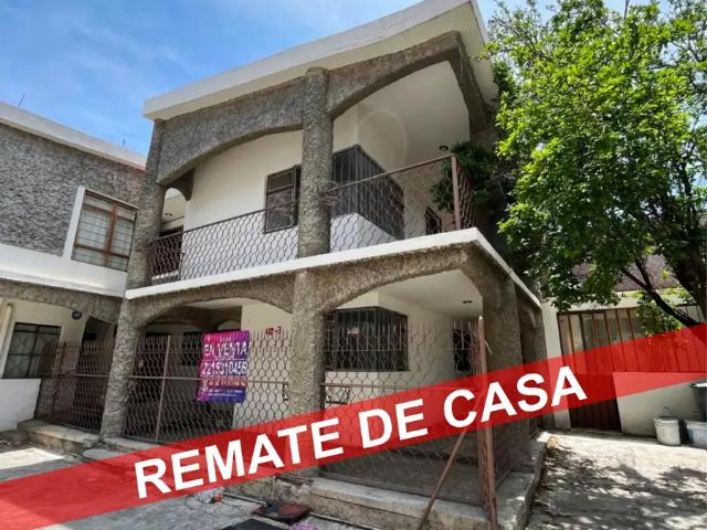 REMATE DE CASA A UNAS CALLES DEL CENTRO DE APIZACO, TLAX, PRECIO NEGOCIABLE