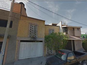 REMATE DE CASA EN LAGOS DE MORENO