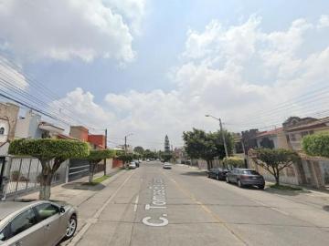REMATE HIPOTECARIO EN PASEOS DEL SOL ZONA DE ALTA PLUSVALIA EN EL SUR DE ZAPOPAN IDEAL PARA INVERTIR