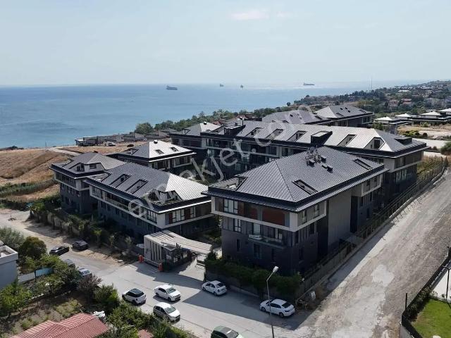 Remax Ten Beylikdüzü Liv Marine Villa Tipi Deniz Manz 4+1 Dublex