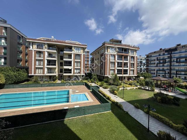 Remax Ten Beylikdüzü Prestij 4 Konakları 3+1 Eşyalı Kiralık