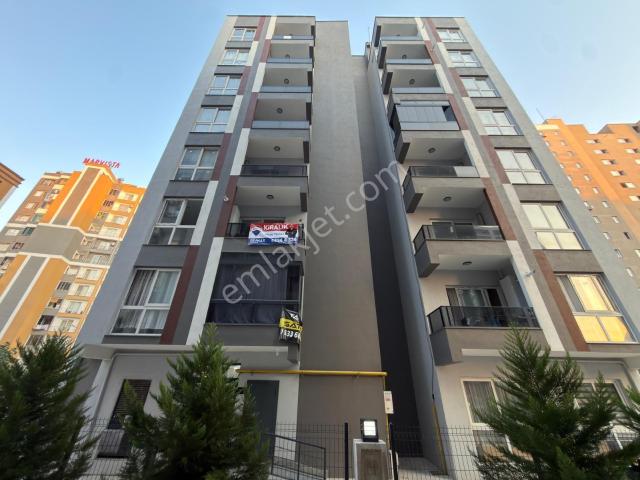 Remax Toros'tan Tece Deniz Mah'de Denize Yakın Kiralık 2+1
