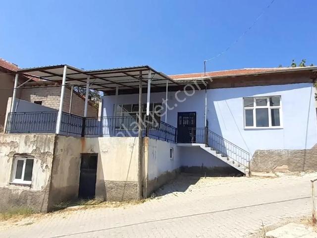 Remax Toros'tan Niğde Ulukışla Beyağıl Köyü'nde Müstakil Ev